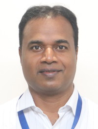 Dr Naveen  L