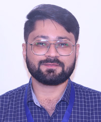 Dr Harsh  Thacker