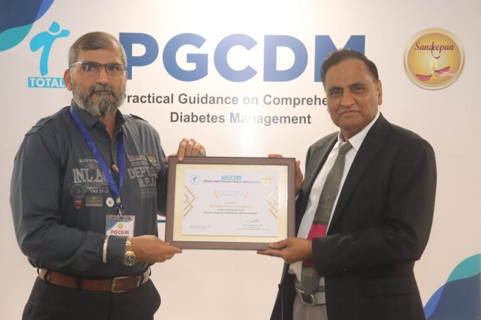 135-Dr-Manohar-Telawane